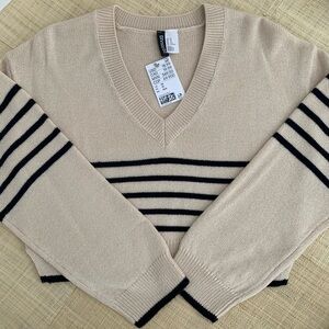 New With Tags. H&M Women’s Striped Cropped Sweater